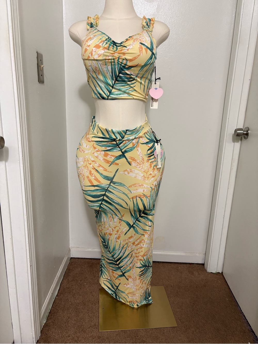 Haute Monde Yellow Tropical Palm Print Two-Piece Skirt Set with crop top NWT